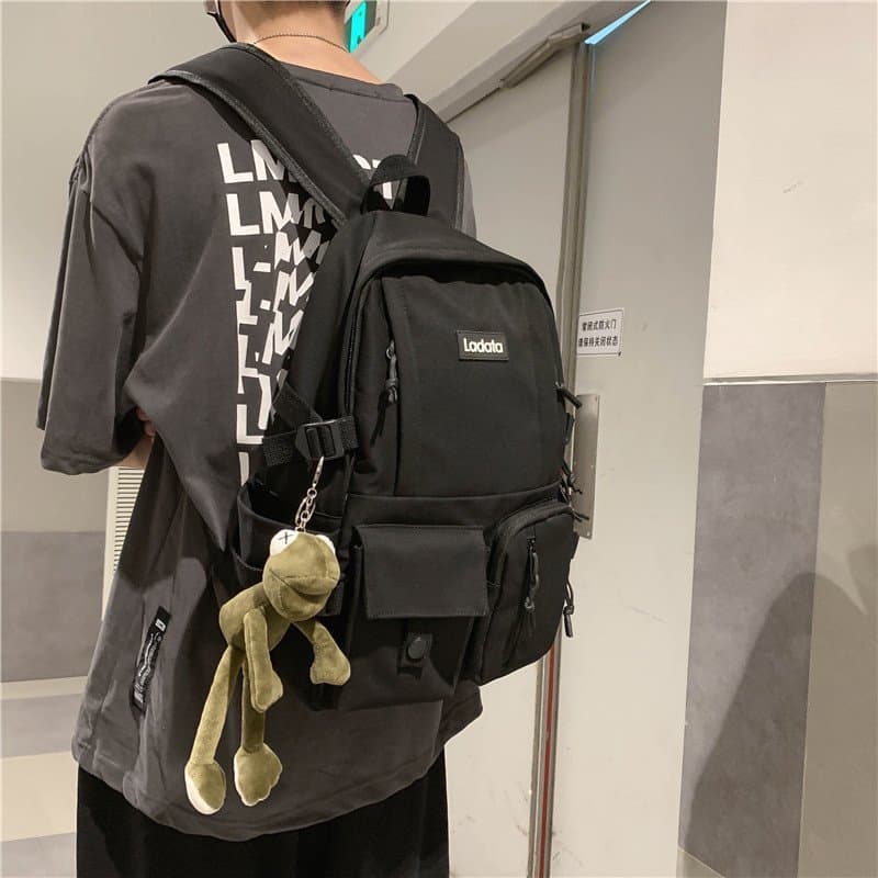 高校生 リュック ポケット豊富な通学リュック