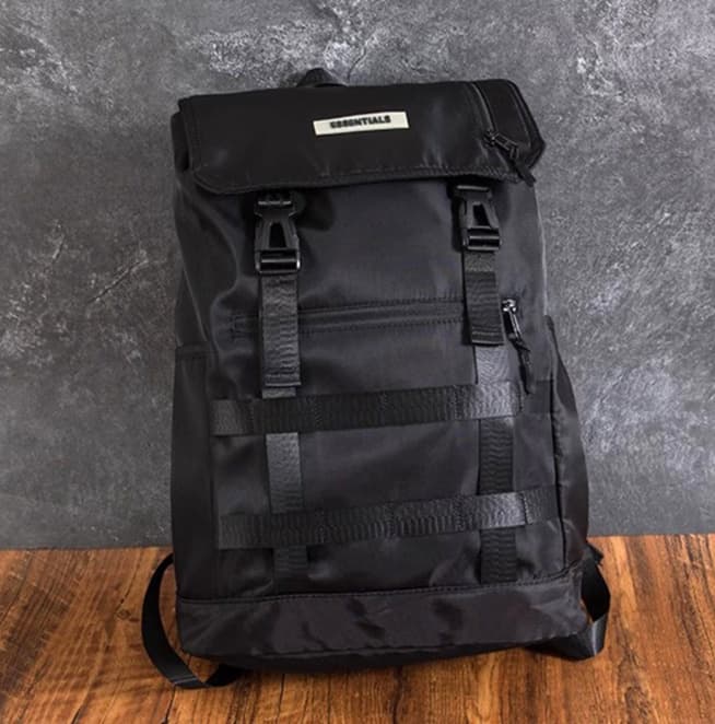 高校生リュック 旅行 本格派冒険スタイル多機能バックパック