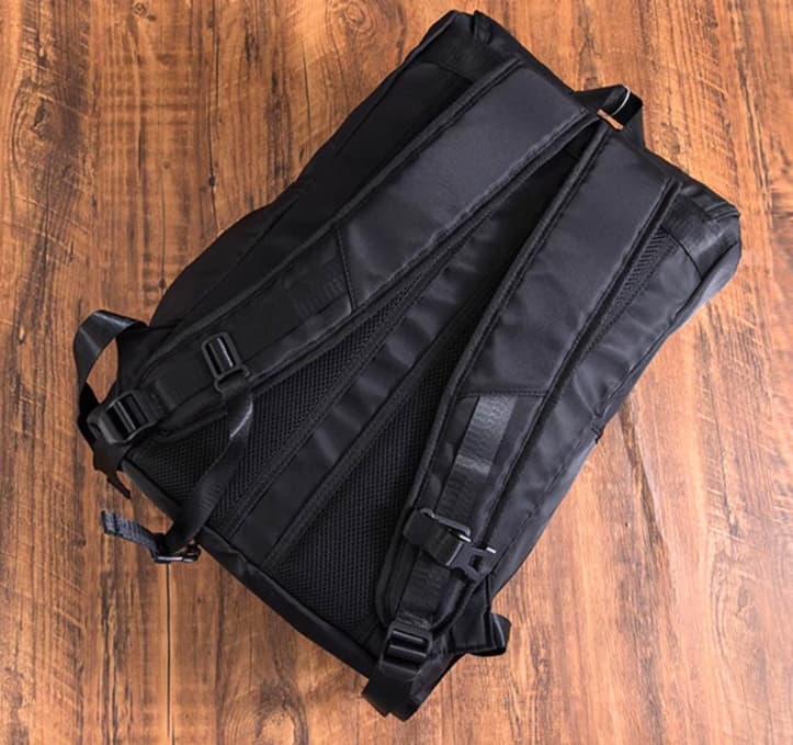 高校生リュック 旅行 本格派冒険スタイル多機能バックパック