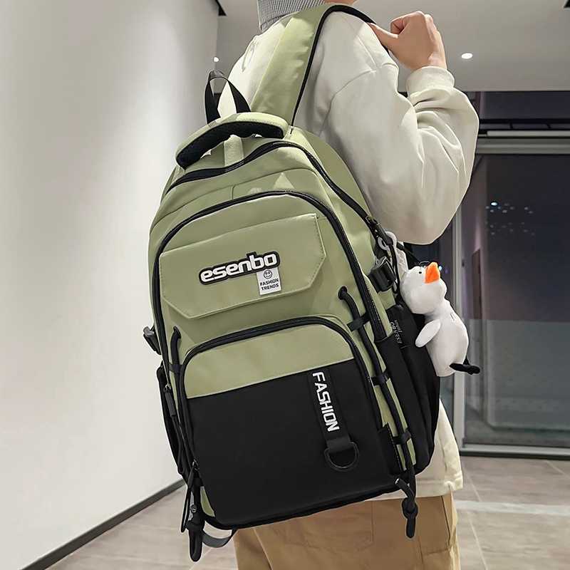 高校生 リュック 多機能ポケット付き 学生向けデイパック