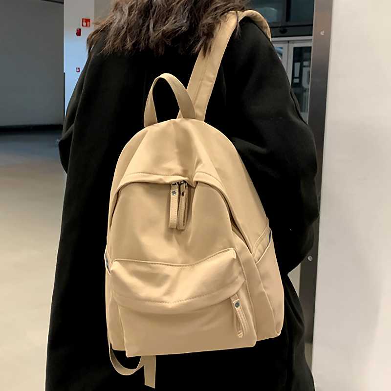 高校生 リュック シンプル機能的なレザー調リュック