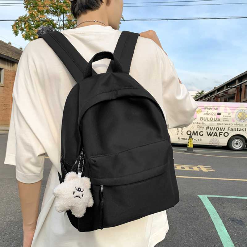 高校生 リュック シンプル学生バッグ ふわふわ星チャーム付き