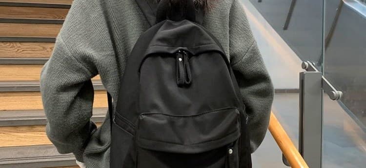 高校生 リュック シンプル機能性通学リュック
