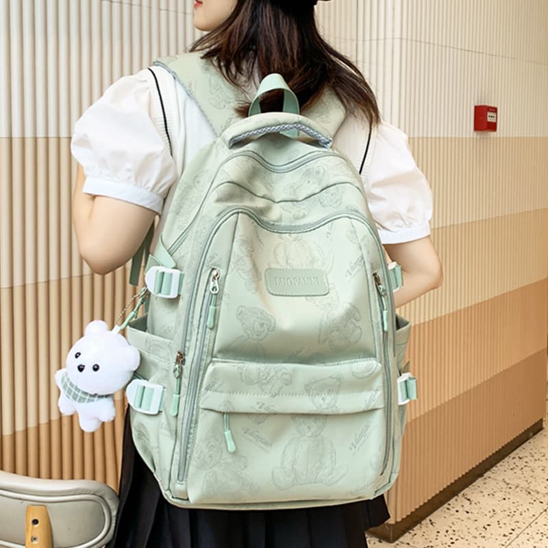 高校生 リュック くまさん模様の学生リュック