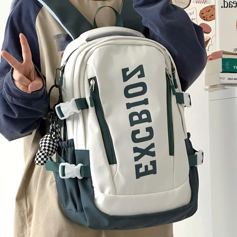 高校生 リュック モード系スポーティーバックパック