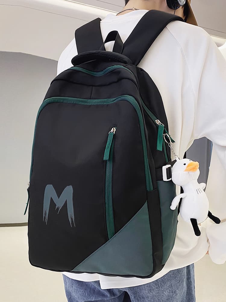 高校生 リュック 学生向け マルチポケット デイパック