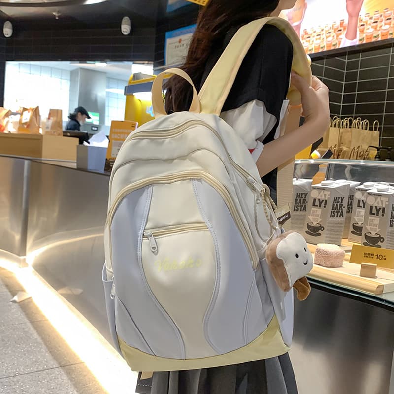 高校生 リュック かわいいパンモチーフ付き学生リュック