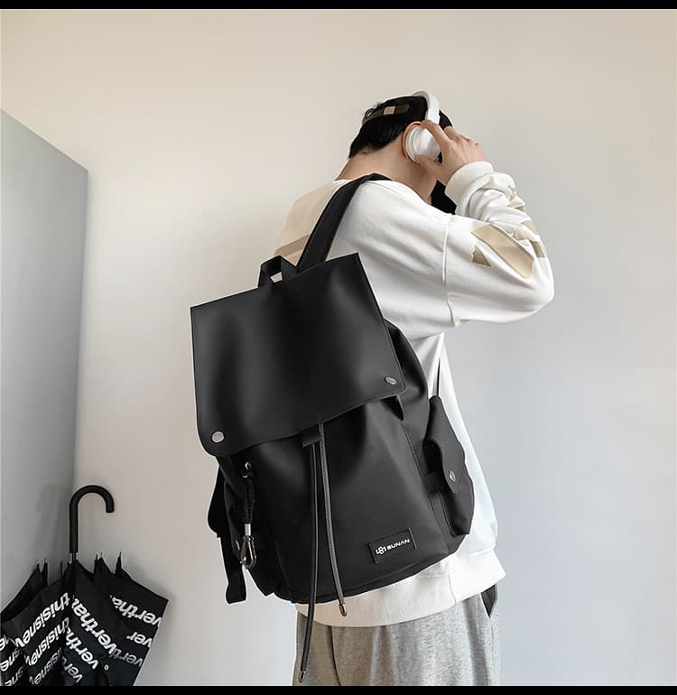 高校生 リュック 高校生向け大容量撥水リュック男女兼用軽量多ポケット