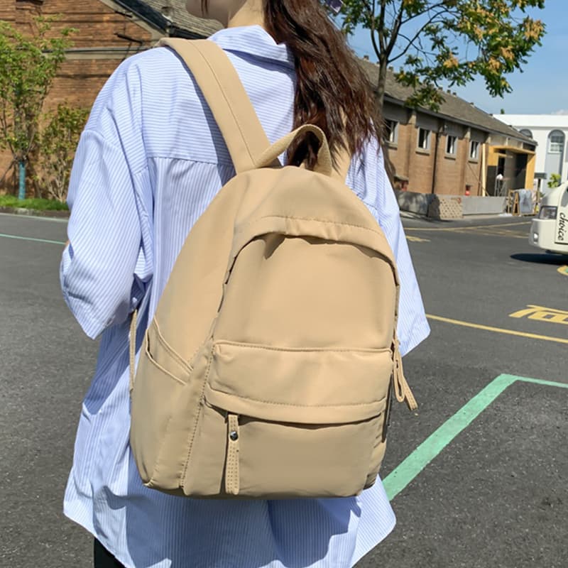 高校生 リュック シンプル学生バッグ ふわふわ星チャーム付き
