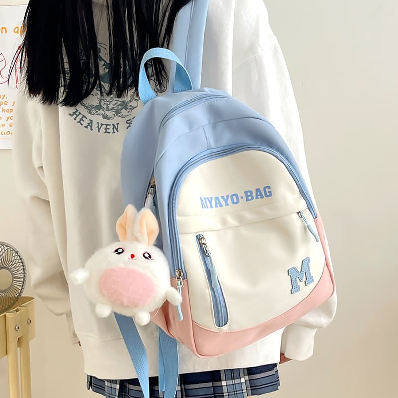 高校生 リュック ふわもこ飾り付き学生リュック
